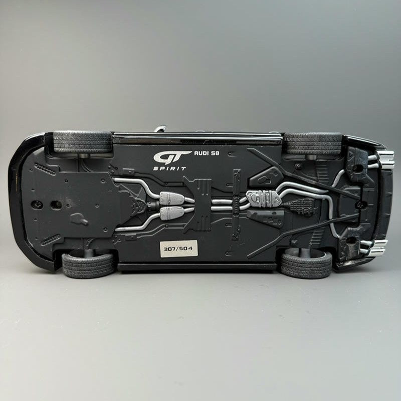 GT 1:18 Audi S8 Resin Model â Sealed Display Version