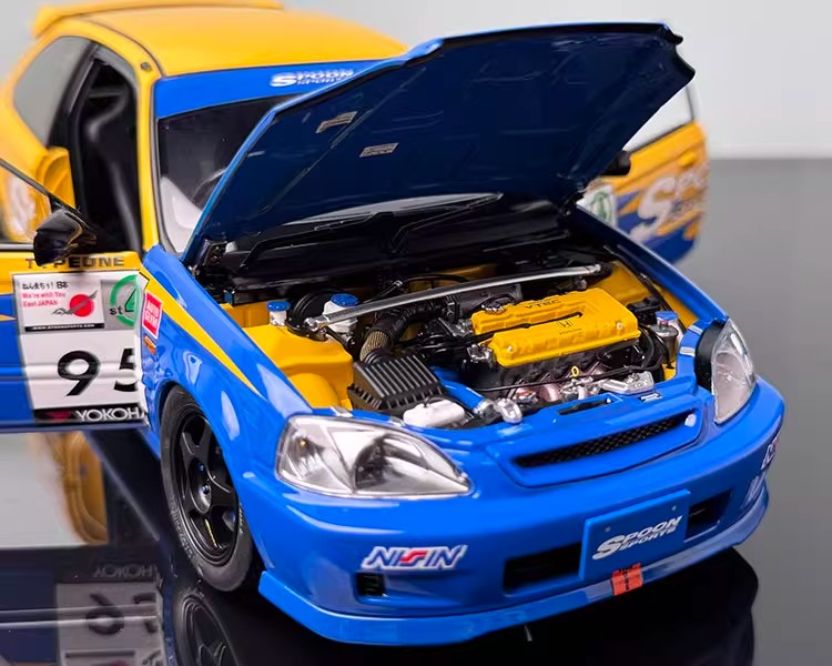 Honda Civic EK9 Type R 1:18 Die-Cast Alloy Model by MOTORHELIX