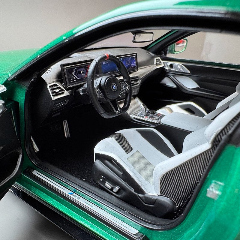 Minichamps 1:18 BMW M4 2024 Diecast Car