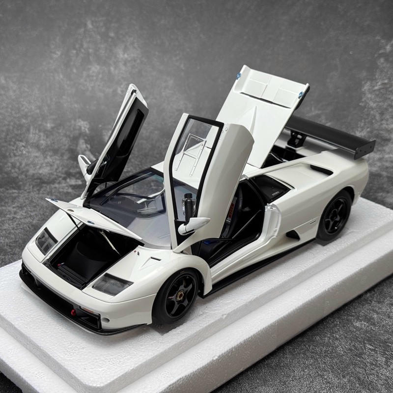 AUTOart Lamborghini Diablo GTR 1:18 Diecast Car