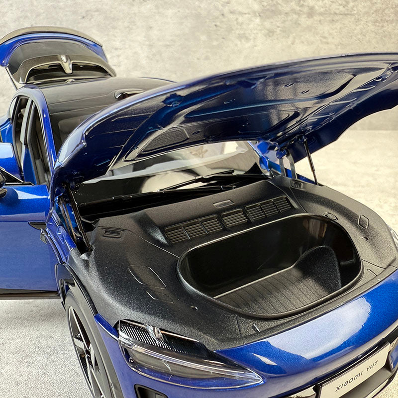 Xiaomi YU7 Alloy Model – 1:18 Scale