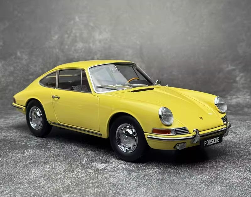 Porsche 901 (1964) 1:18 Diecast Classic Model by Kyosho (Red / Green / Beige – Fully Functional)