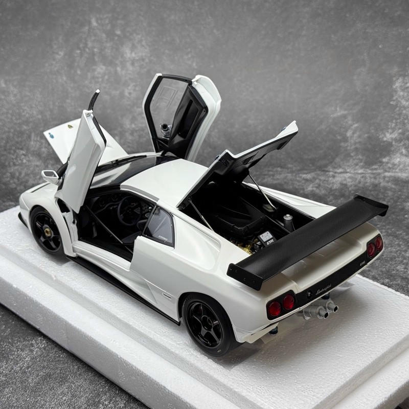 AUTOart Lamborghini Diablo GTR 1:18 Diecast Car