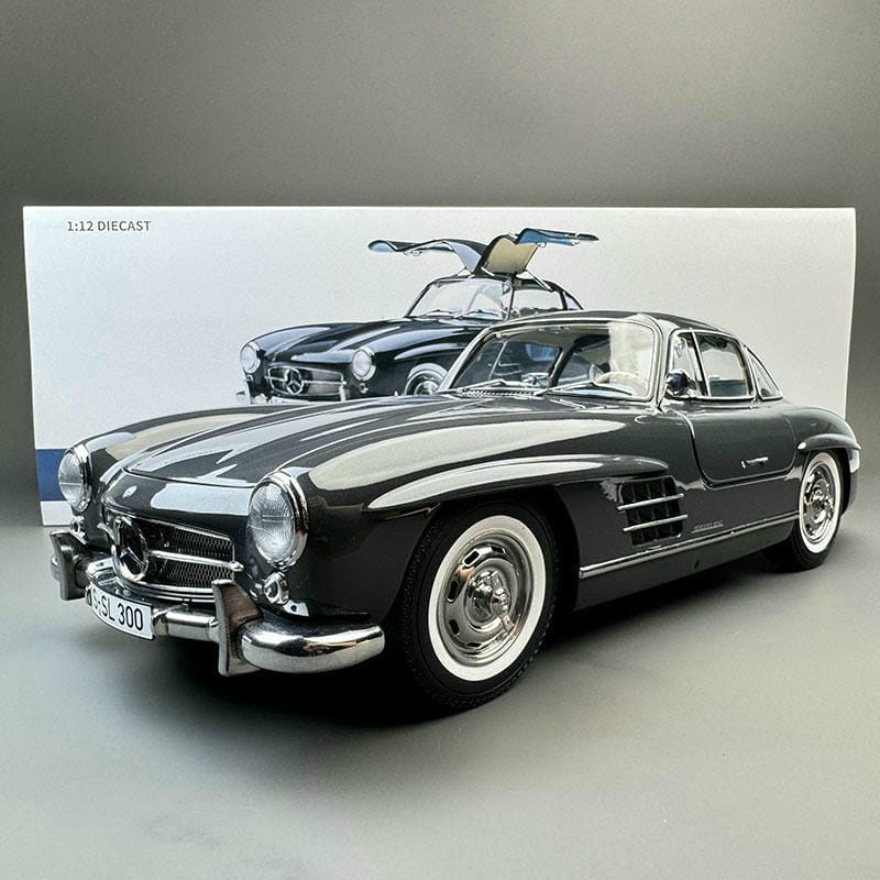 Mercedes-Benz 300SL 1:12 Scale Alloy Collectible Model – Fully Functional Doors & Steering