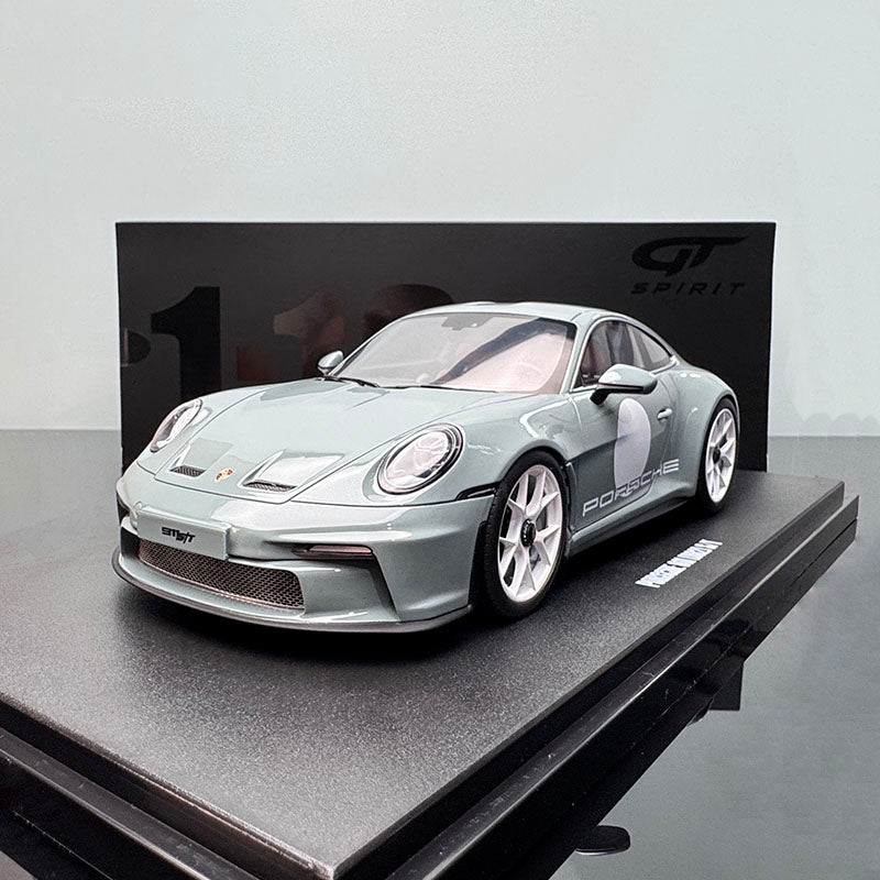 Porsche 911 992 S/T Resin Model - GT Spirit 1/18 Collectible Model CLDC038