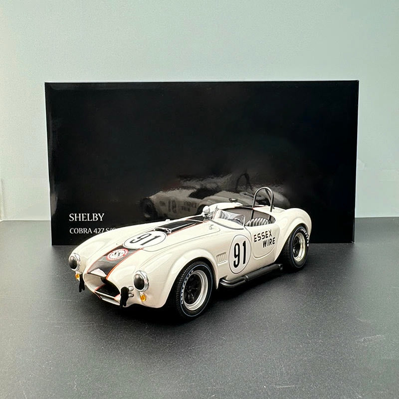 1:18 Shelby Cobra 427 S/C Diecast Model – White No. 91 Collector’s Edition