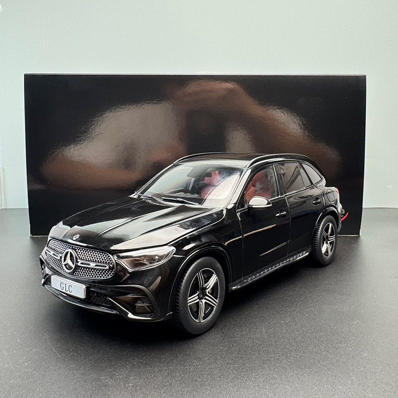 1:18 iScale Mercedes-Benz GLC X254 Black Diecast Model – AMG-Line Precision Collectible