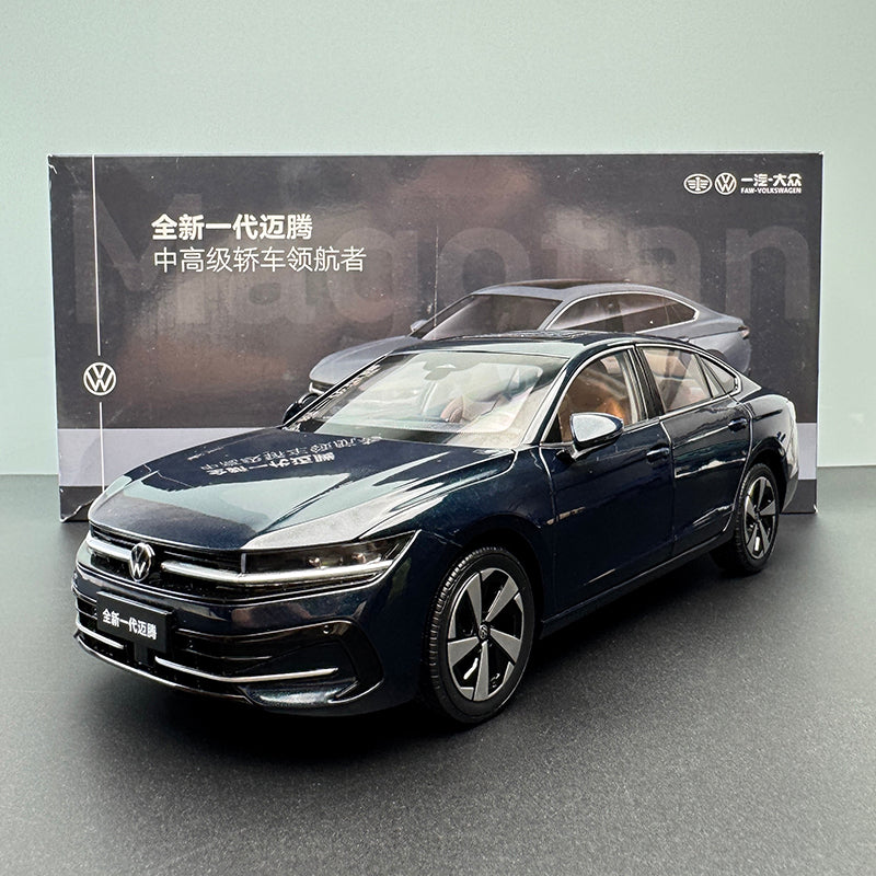 1:18 Volkswagen Magotan B9 Diecast Model – Alloy & ABS Precision with Opening Doors, Hood & Sunroof