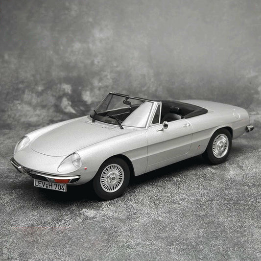 Norev 1:18 Alfa Romeo 2000 Spider 1978 Silver Sealed Diecast Car