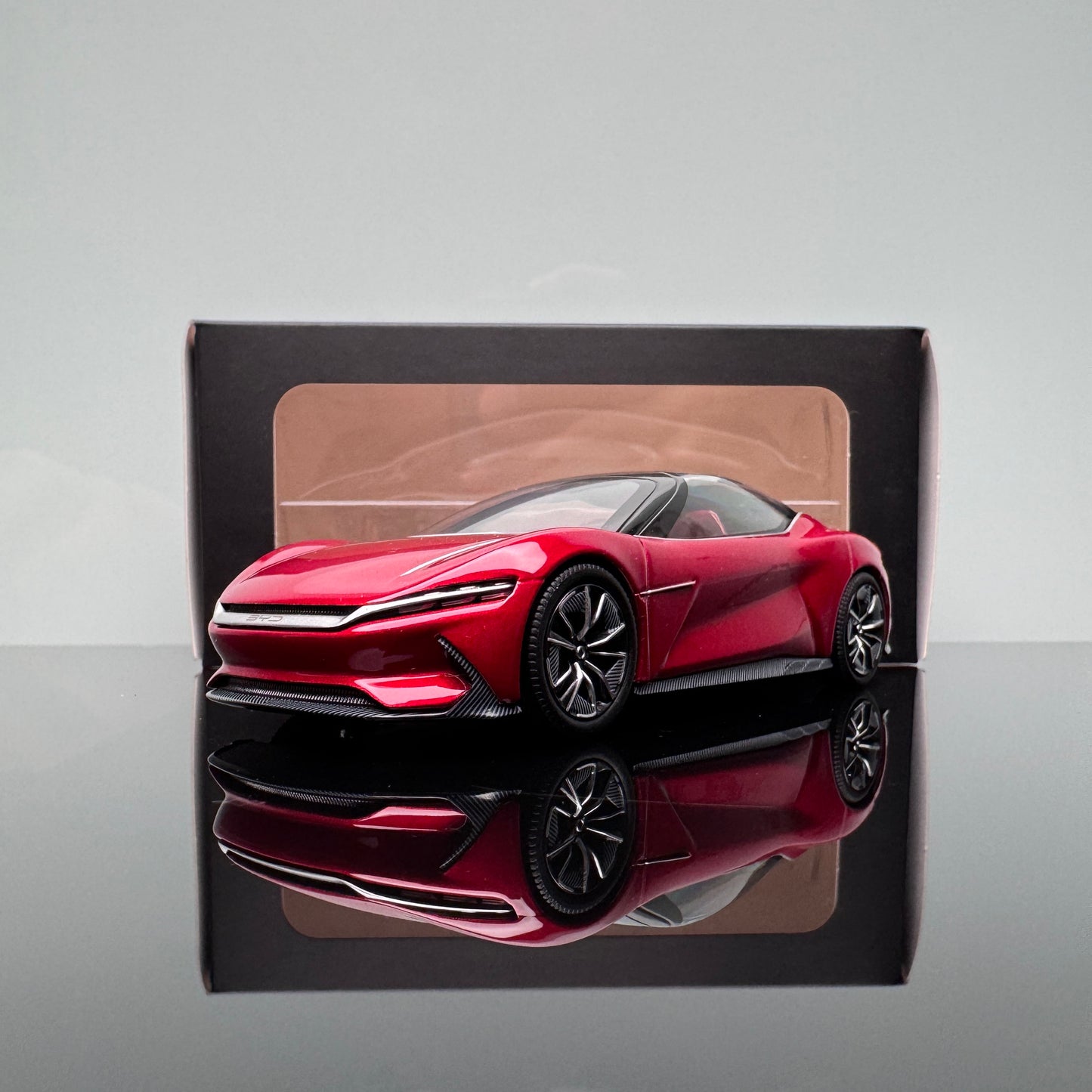 BYD E-SEED GT Han Concept Car Model – Red (1/43 Scale)