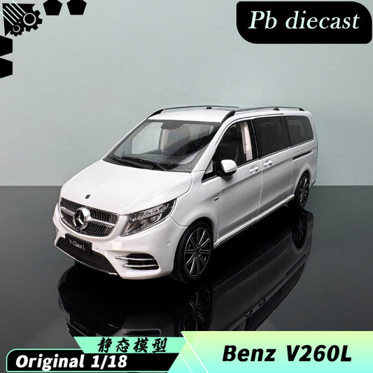 Mercedes-Benz V-Class V260 Diecast Model – 1:18 Scale Collectible