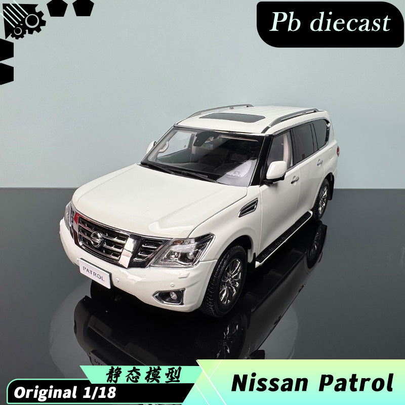 Nissan Patrol Y62 1:18 Diecast Model – Fully Interactive Collectible