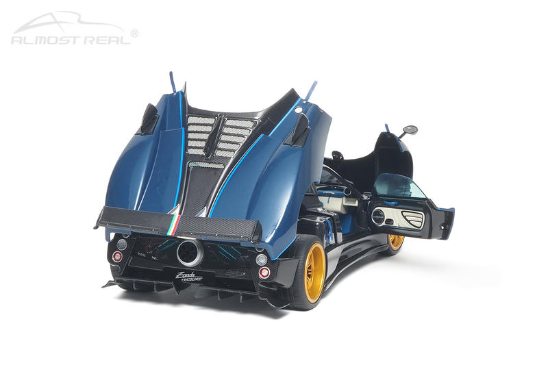 Almost Real 1:18 Pagani Zonda Tricolore 2010 Diecast Car