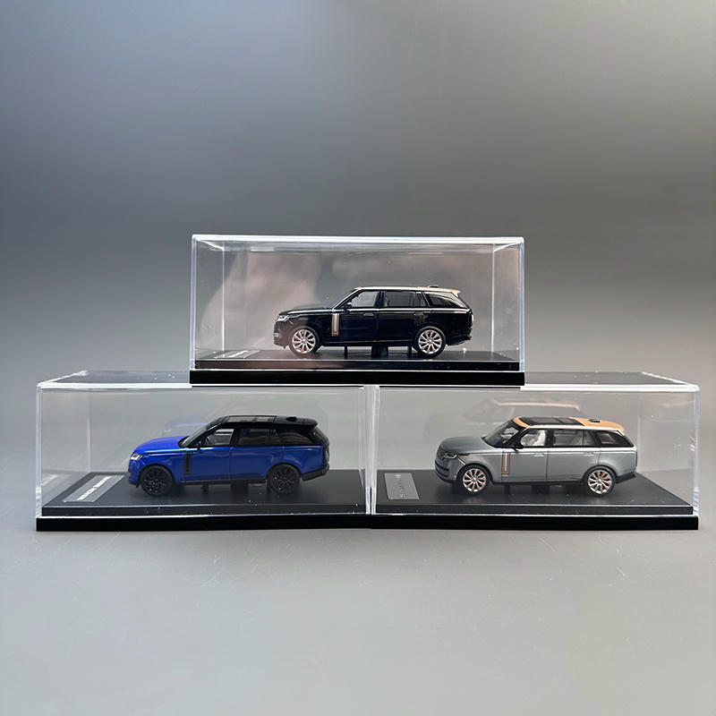 LCD 1:64 Range Rover SV 2022 Diecast Model