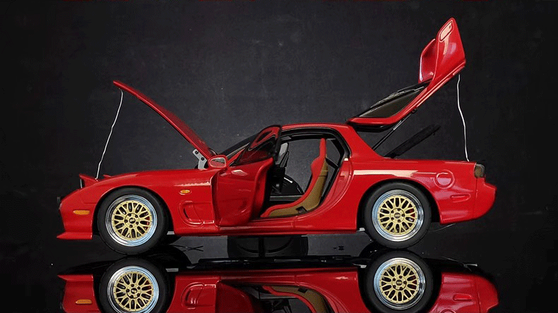 Mazda RX-7 (FD) – 1:18 Diecast Alloy Model by AUTOart (Full Opening Version with Transparent Display Box)(75969)(75968)