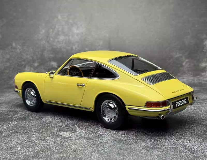 Porsche 901 (1964) 1:18 Diecast Classic Model by Kyosho (Red / Green / Beige – Fully Functional)