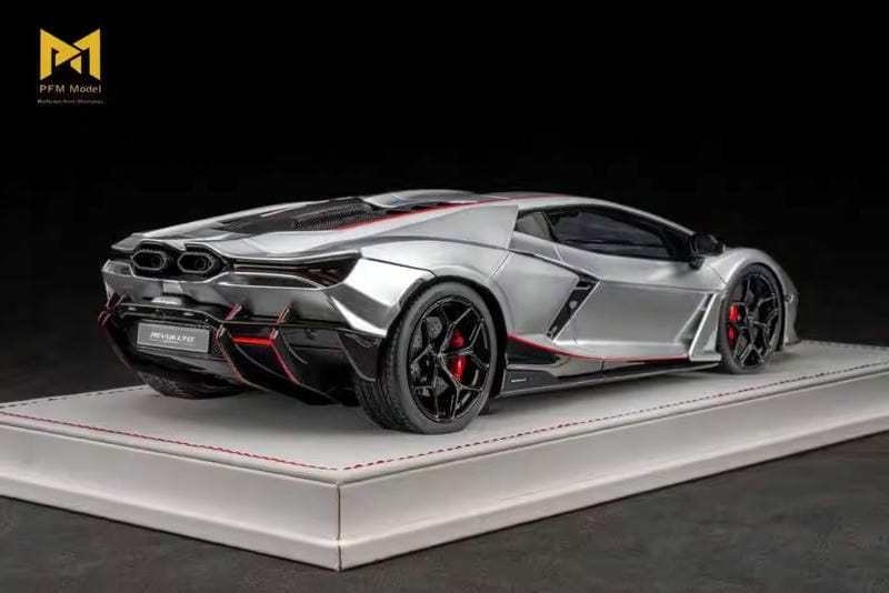 Perfected Form Mechanics 1:18 Lamborghini Revuelto Resin Model Car