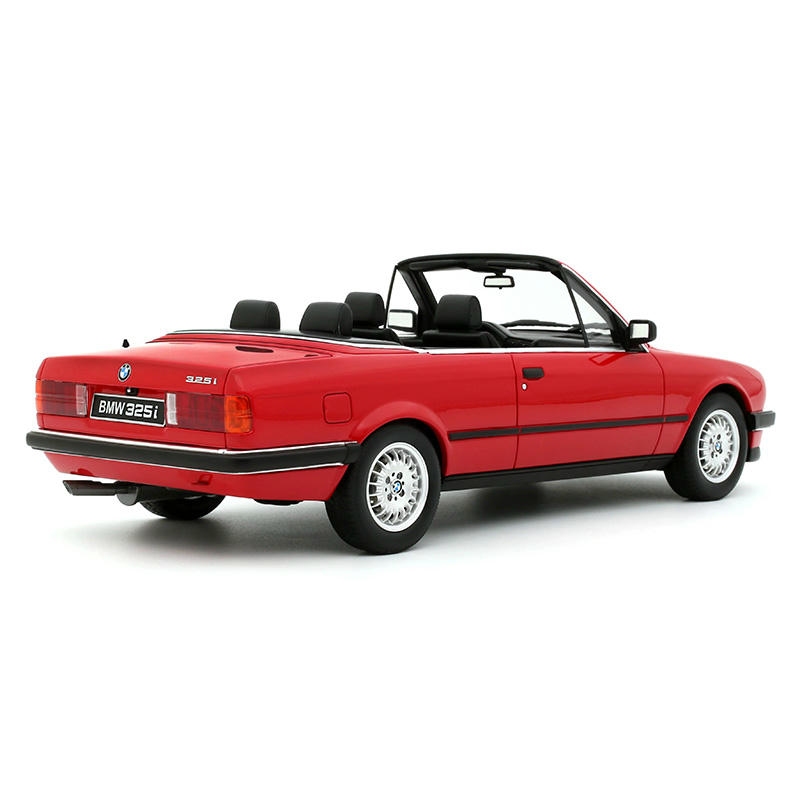 OTTO 1:18 BMW 325i Resin Model