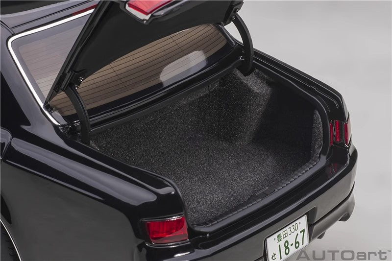 AUTOart Toyota Century GRMN – 1:18 Scale Model (Full Opening Executive Edition)(78763)