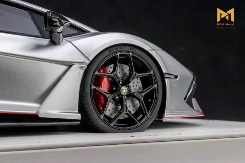 Perfected Form Mechanics 1:18 Lamborghini Revuelto Resin Model Car