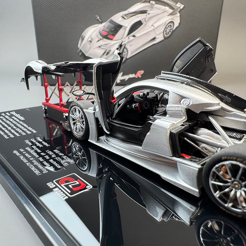 LCD Pagani Huayra R 1:43 Diecast Model Car