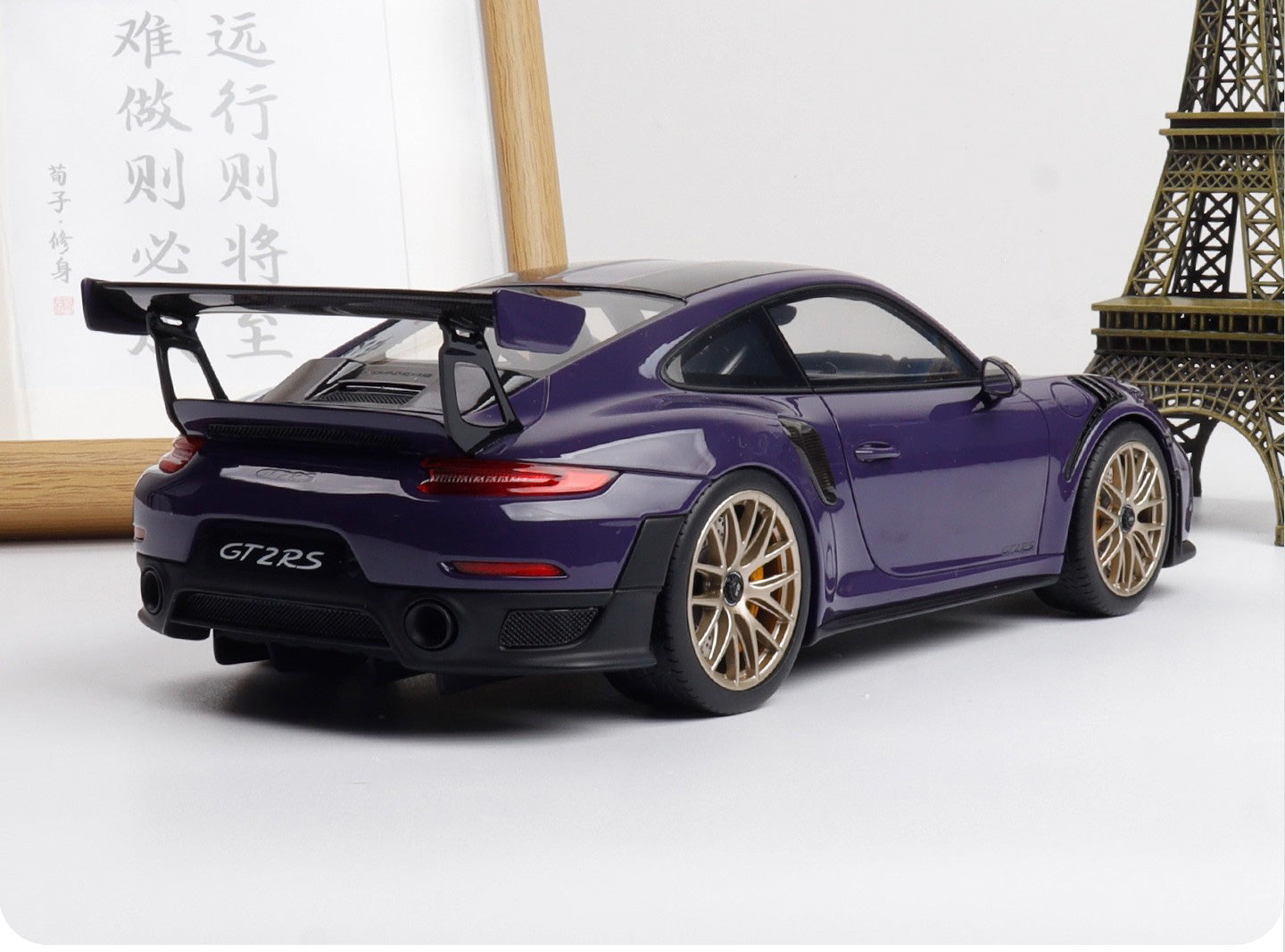 GT Spirit 1:18 Porsche 911 (991.2) Resin Model