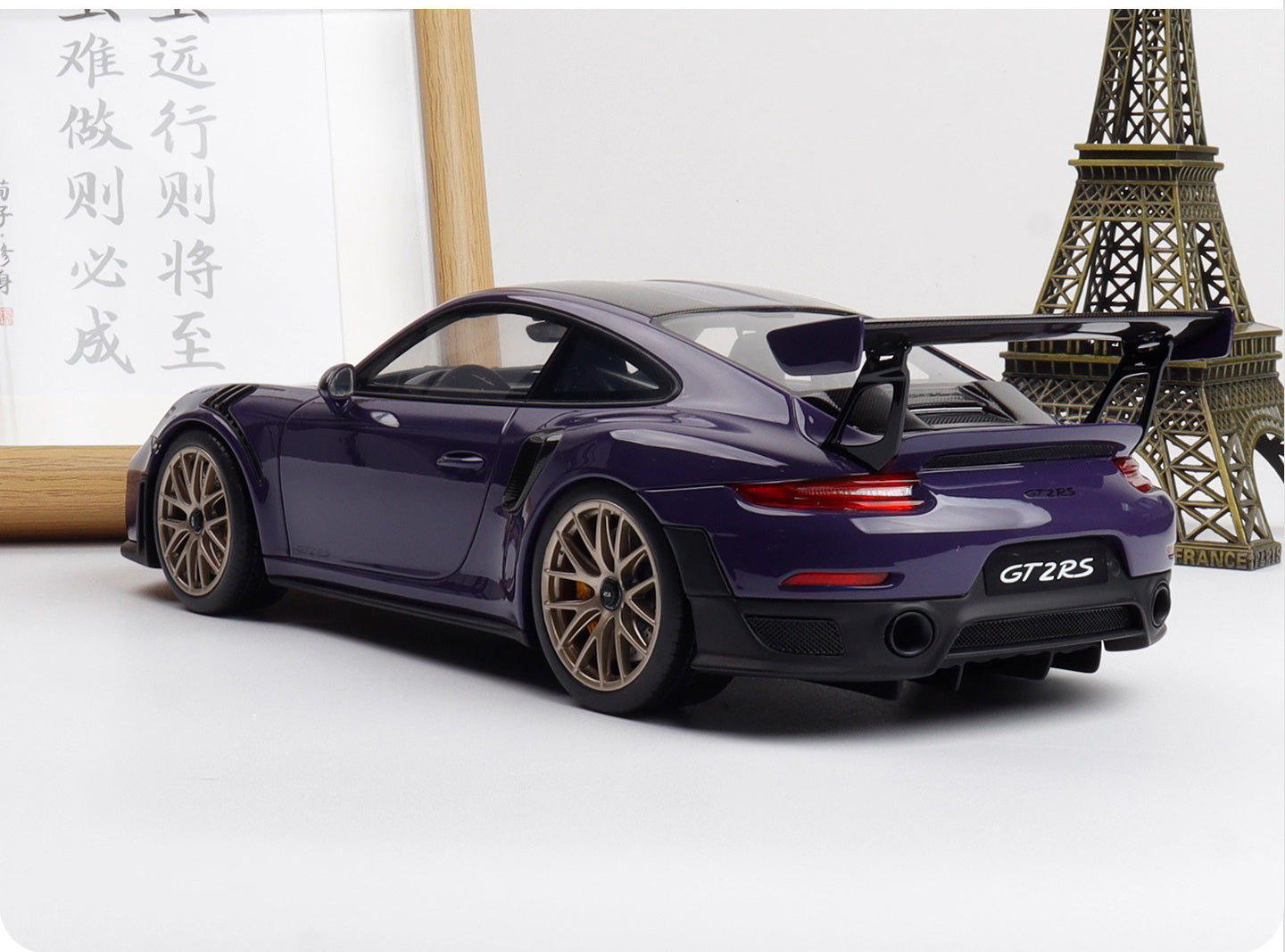GT Spirit 1:18 Porsche 911 (991.2) Resin Model