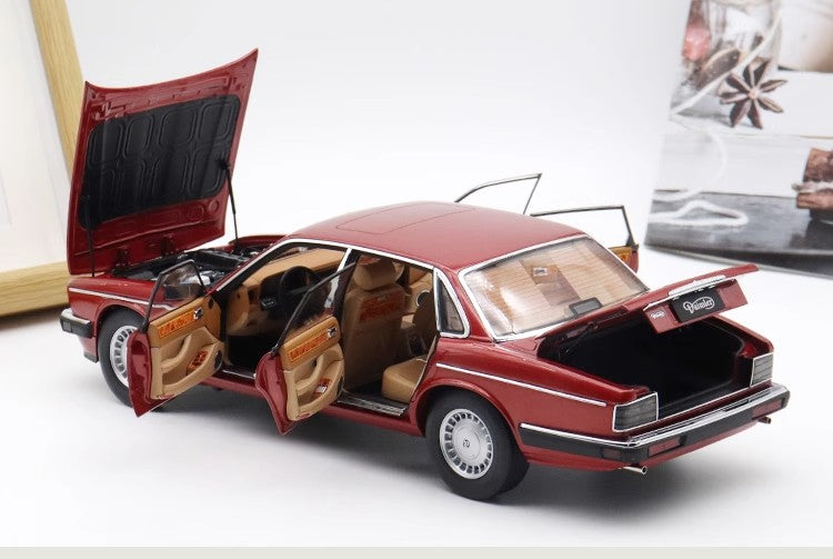 Jaguar Daimler XJ6 (XJ40) – 1:18 Diecast Model by Almost Real (Limited to 1,008 Units – Collector’s Edition)(XJ40)