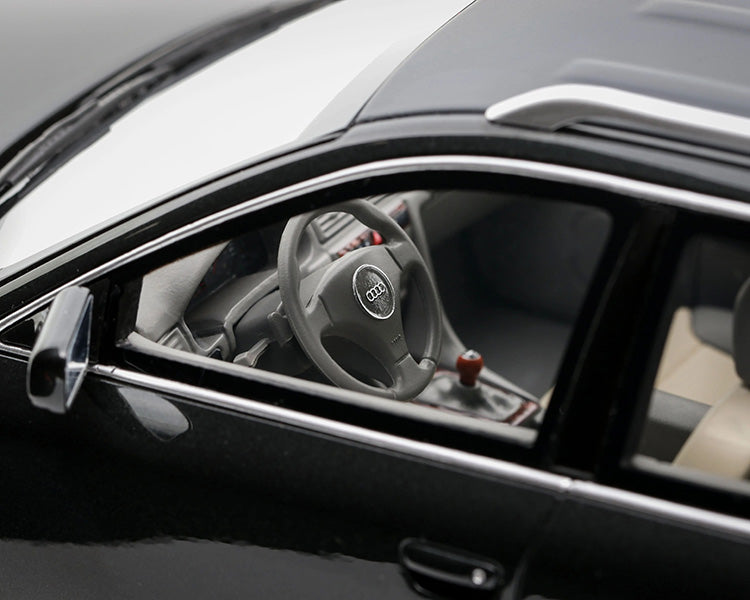 Otto Audi A6 C6 1:18 Resin Model Car