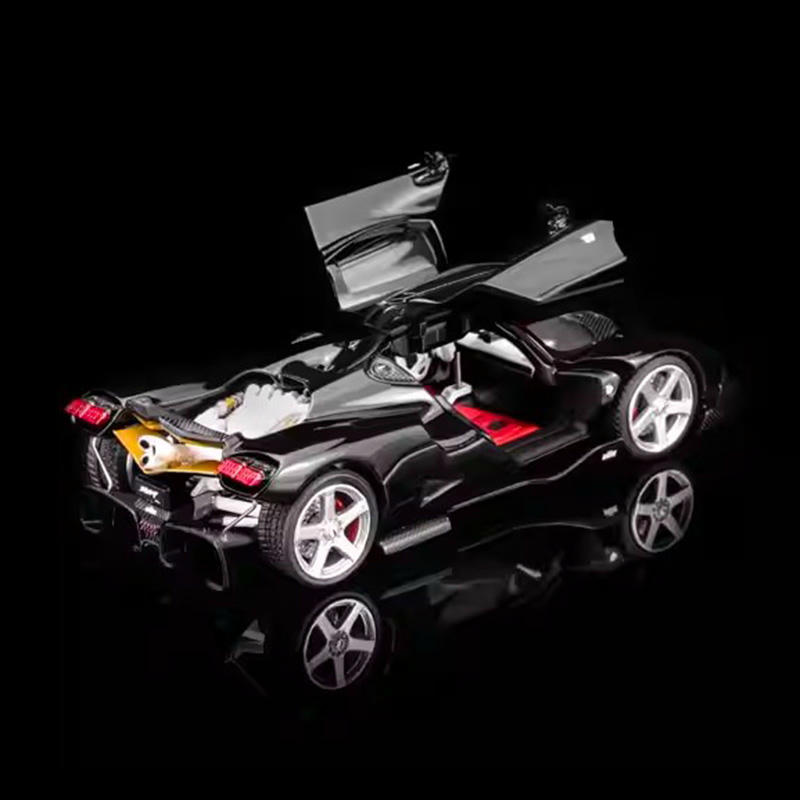 MOTORHELIX 1:64 Nilu27 Diecast Opening Model