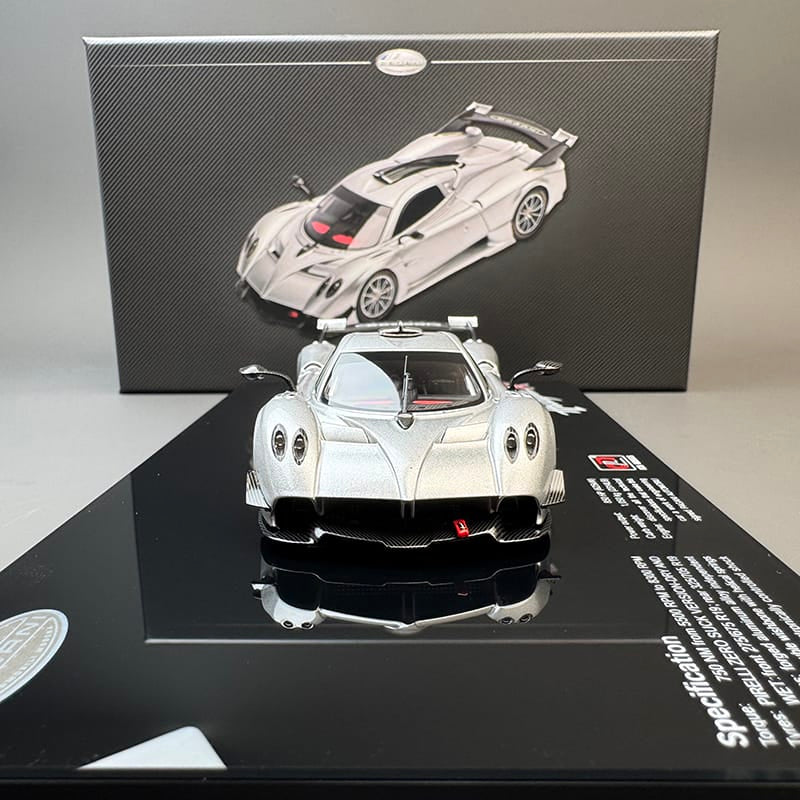 LCD Pagani Huayra R 1:43 Diecast Model Car