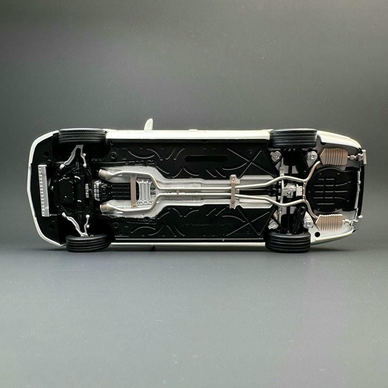 MH 1:18 Scale Mercedes-Benz S600L W221 Diecast Model Car