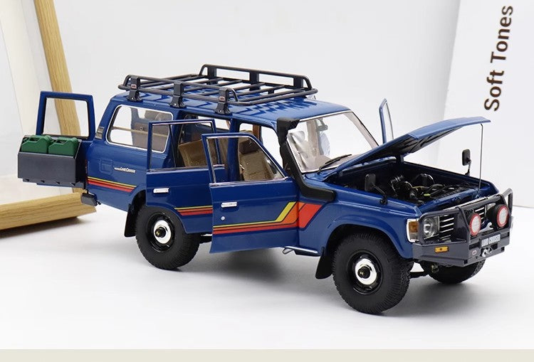 Toyota Land Cruiser LC60 1:18 Diecast Model by KYOSHO (Classic Edition with Rear Accessories)
