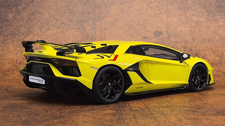 AUTOart Lamborghini Aventador SVJ – 1:18 Scale Model (Full Open Static Version with Accessories)(79175)