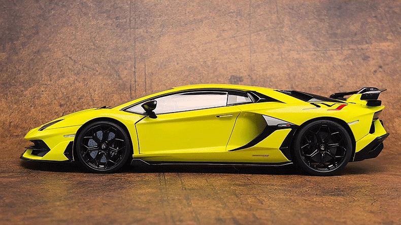 AUTOart Lamborghini Aventador SVJ – 1:18 Scale Model (Full Open Static Version with Accessories)(79175)