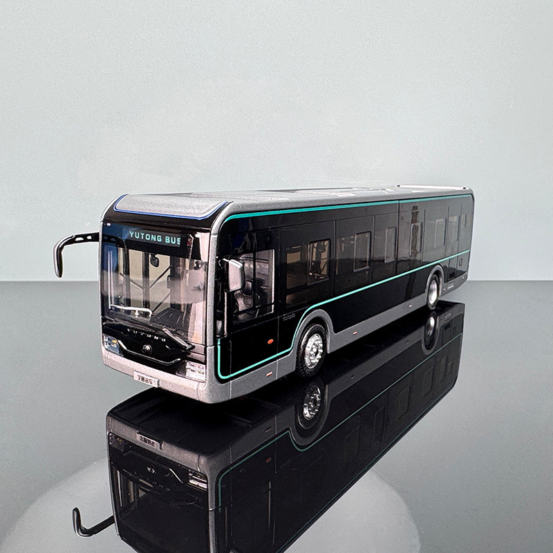 Original Yutong Bus Model U12 – 1:42 Diecast Collectible (Black & Silver)