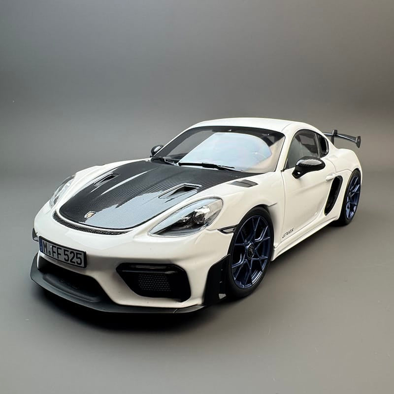 Norev Porsche 911 GT4 RS 1:18 Diecast Model Car