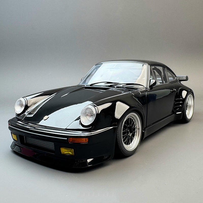 AUTOart Porsche 911 (930) Crown Midnight “Blackbird” Comic Edition 1:18 Scale Model Car