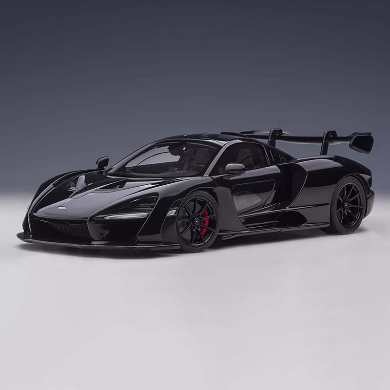 AUTOart McLaren Senna – 1:18 Scale Alloy Model (Functional Doors, Rear Wing, and Steering Linkage)(76076)