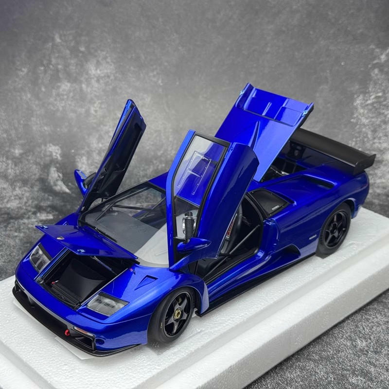 AUTOart Lamborghini Diablo GTR 1:18 Diecast Car