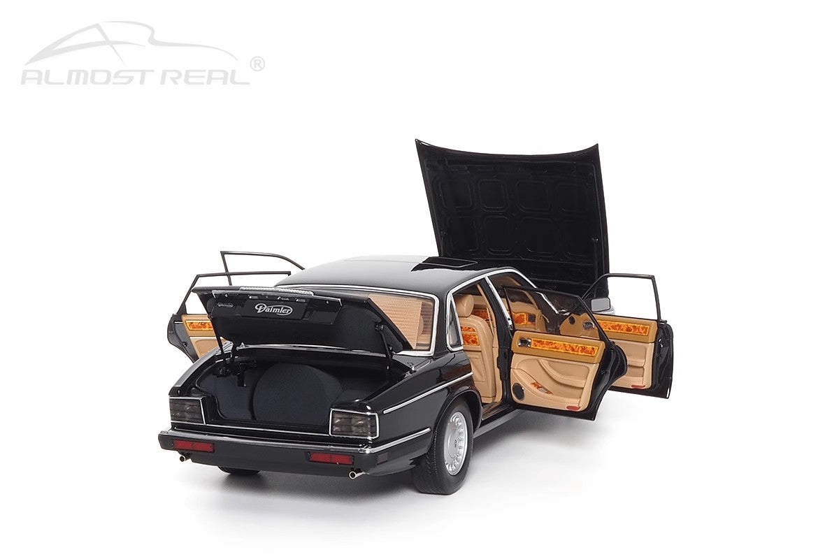 Jaguar Daimler XJ6 (XJ40) – 1:18 Diecast Model by Almost Real (Limited to 1,008 Units – Collector’s Edition)(810543)