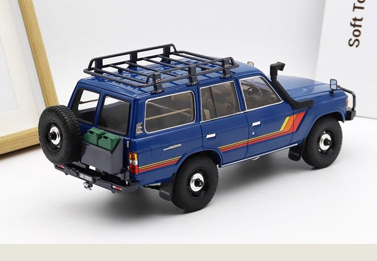 Toyota Land Cruiser LC60 1:18 Diecast Model by KYOSHO (Classic Edition with Rear Accessories)
