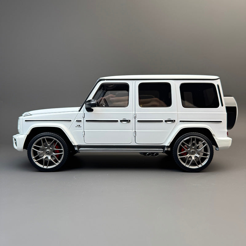 Almost Real Mercedes-Benz G63 AMG 2022 55th Anniversary Edition 1:18 Diecast Model Car