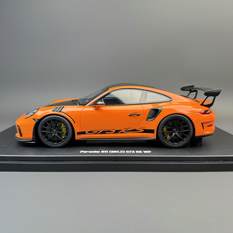 GT Spirit 1:18 Porsche 911 (991.2) GT3 RS — CLDC044 Resin Model