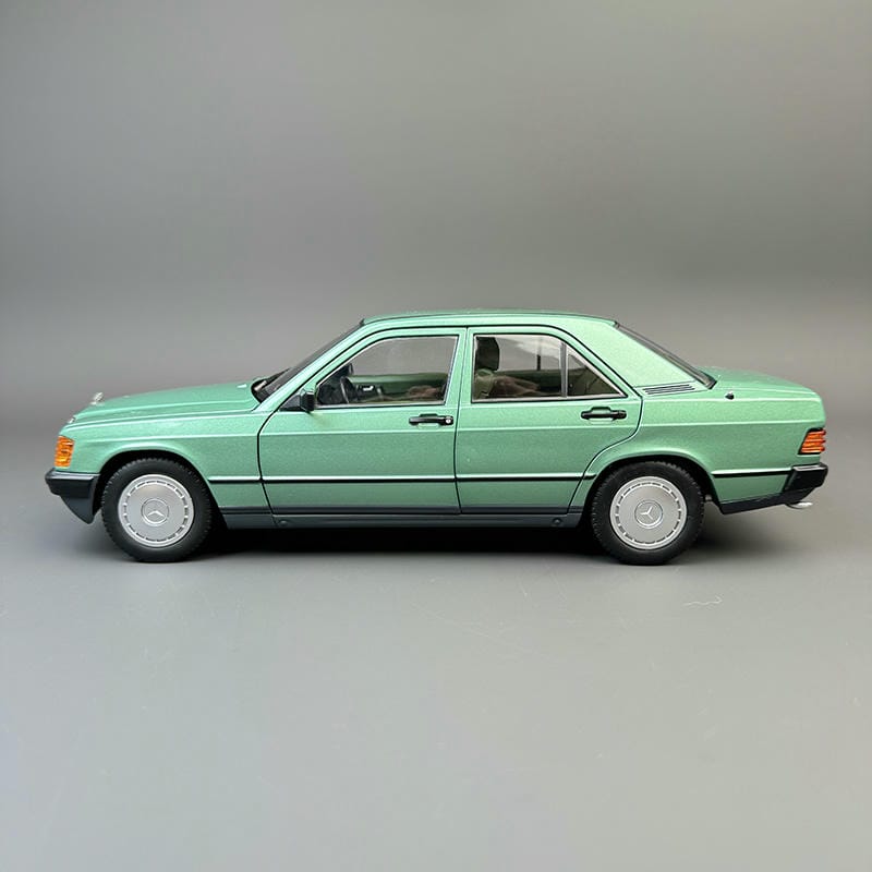 Norev 1:18 Mercedes-Benz 190E W201 Diecast Collectible Model Car