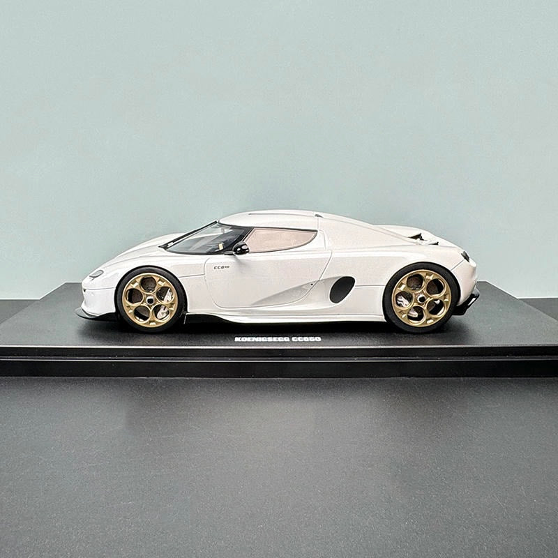 GT Spirit 1:18 Koenigsegg CC850 Crystal White Limited Resin Diecast Model (GT903) – Collector’s Edition