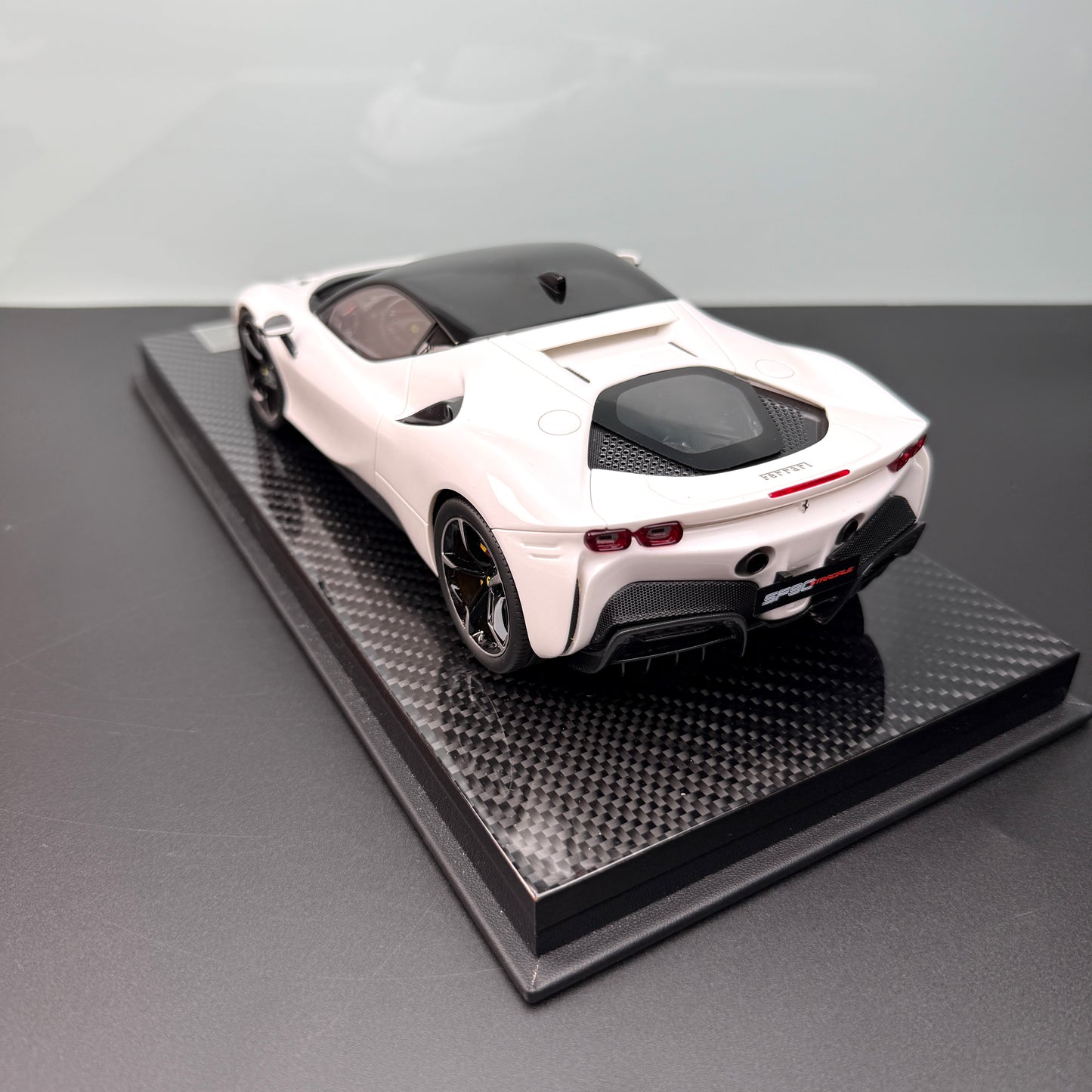 Vehicle Art 1:18 SF90 Resin Model – Limited Edition Prancing Horse Masterpiece