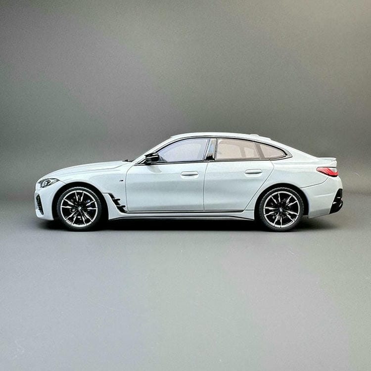 GT Spirit 1:18 BMW M440i Resin Model Car(OT454)