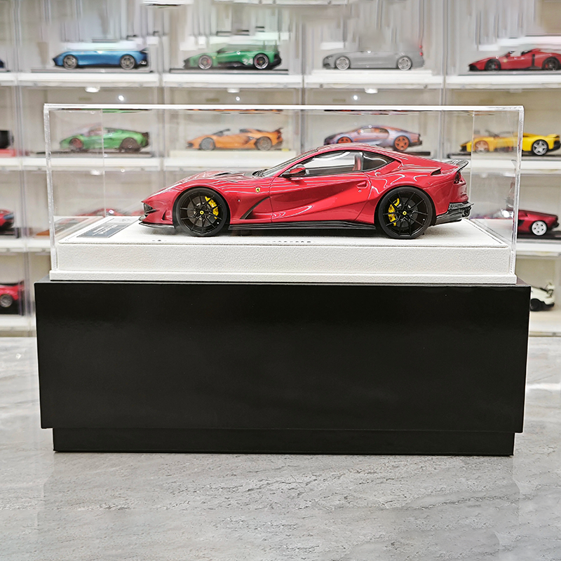 GH 1:18 Ferrari 812 Superfast Limited Edition Resin Model Car