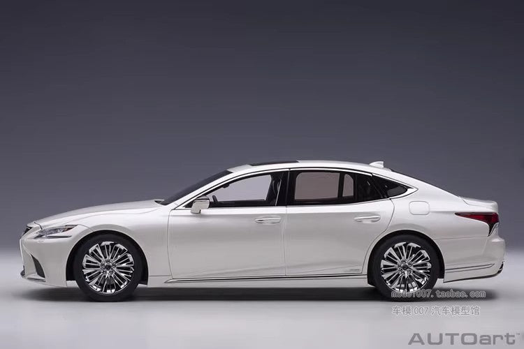 AUTOart Lexus LS500 – 1:18 Scale Model (Black, White, – Premium Executive Sedan Replica)(78868)(78866)